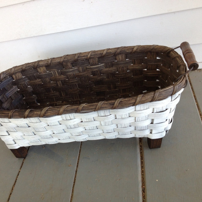 Table Runner Basket